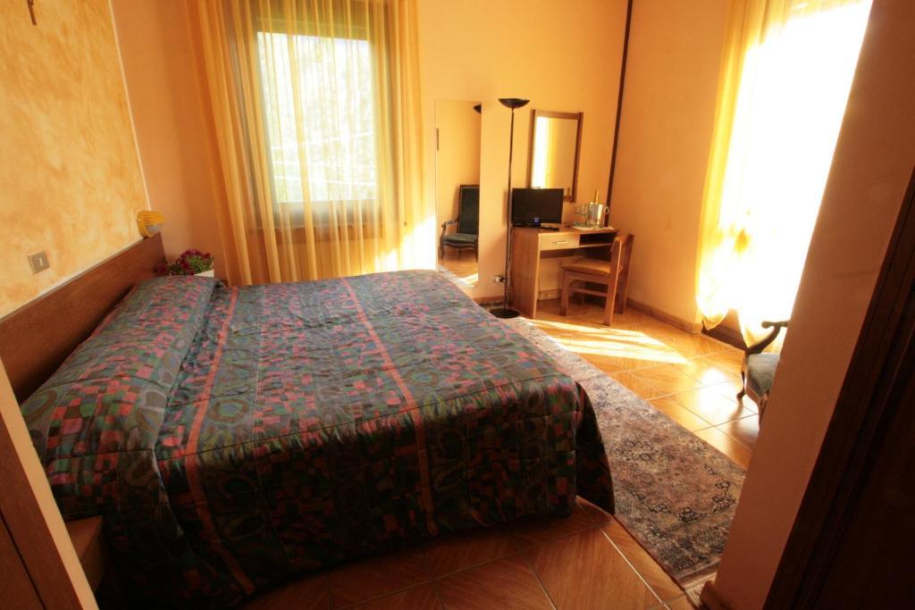 Hotel Sarre Oda fotoğraf