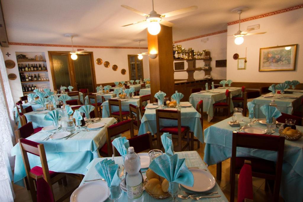 Hotel Sarre Dış mekan fotoğraf